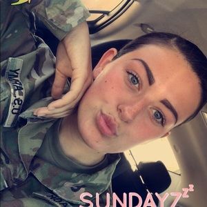 Meet your Posher, Kaitlyn